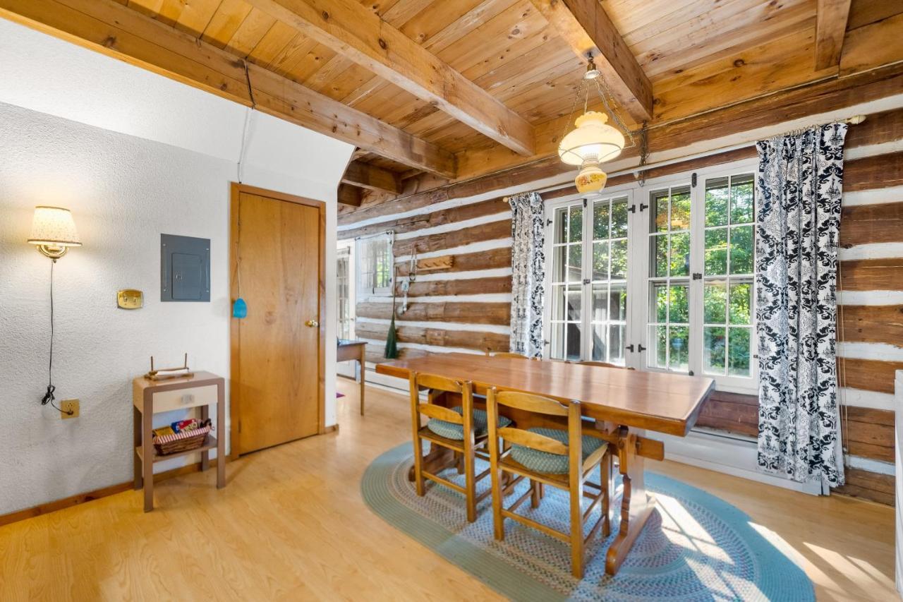 Cozy Condo By Tripp Lake Warrensburg Bagian luar foto