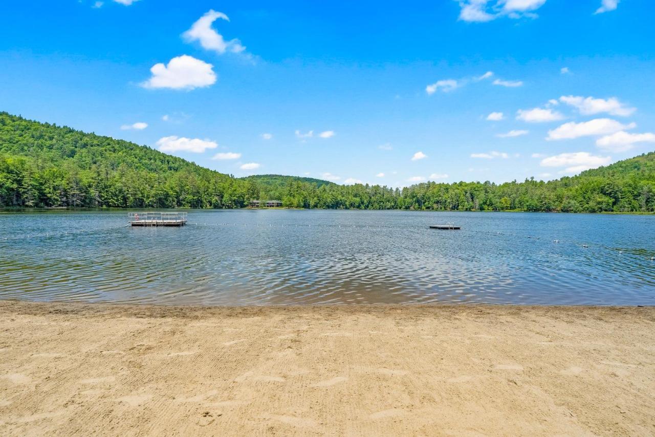 Cozy Condo By Tripp Lake Warrensburg Bagian luar foto