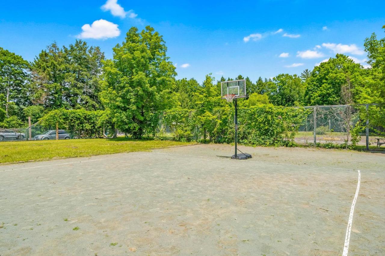 Cozy Condo By Tripp Lake Warrensburg Bagian luar foto
